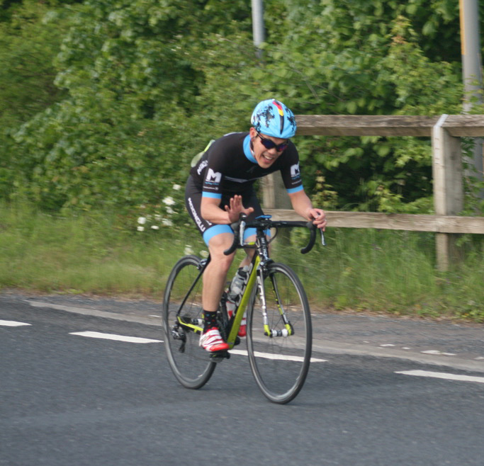 Moonglu cycling top club